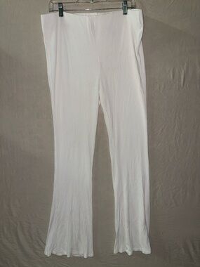 31. H&M White Ribbed Flared Pants